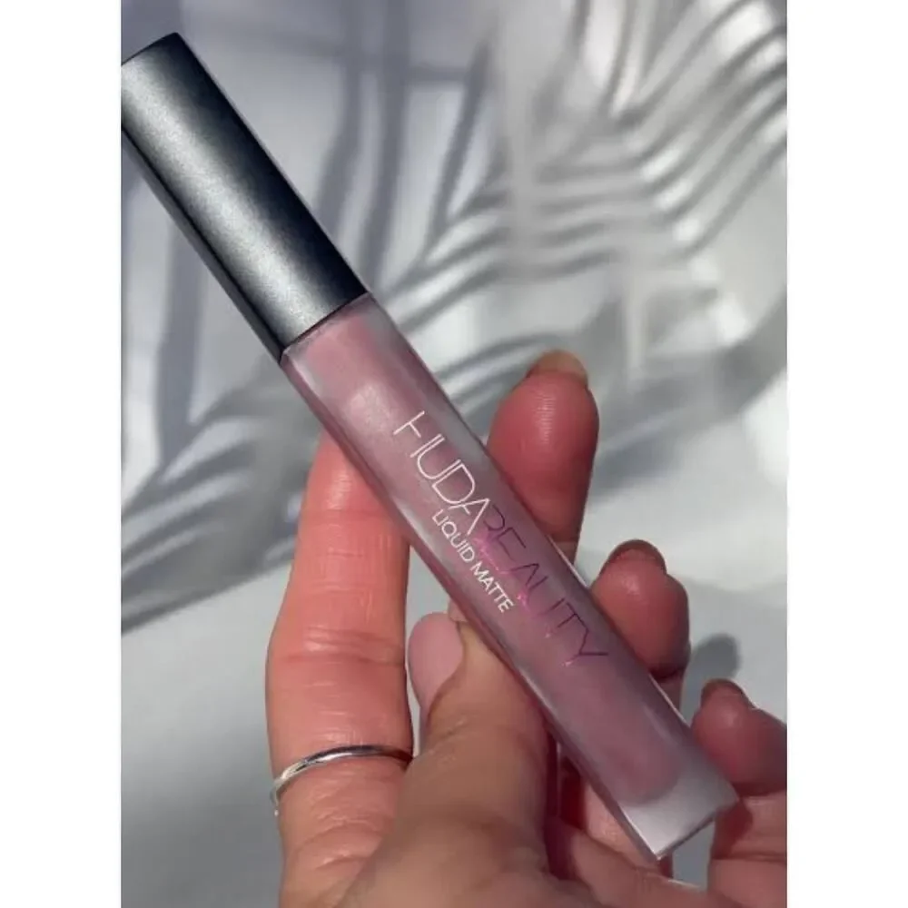 Huda Queen of Sheba Liquid Matte Lipstick